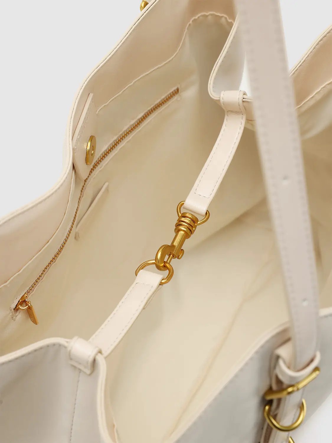 Leopard Print Pu Leather Bag Charm Detailing Shoulder Bag