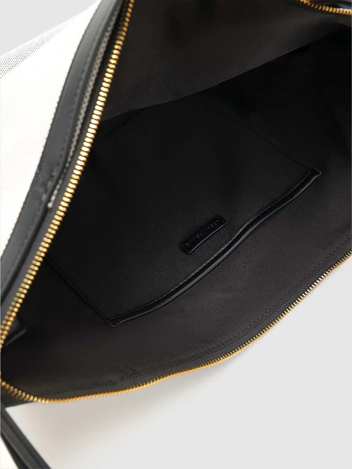 Textile Textured Weave Zippered Front Pocket Shoulder Bag