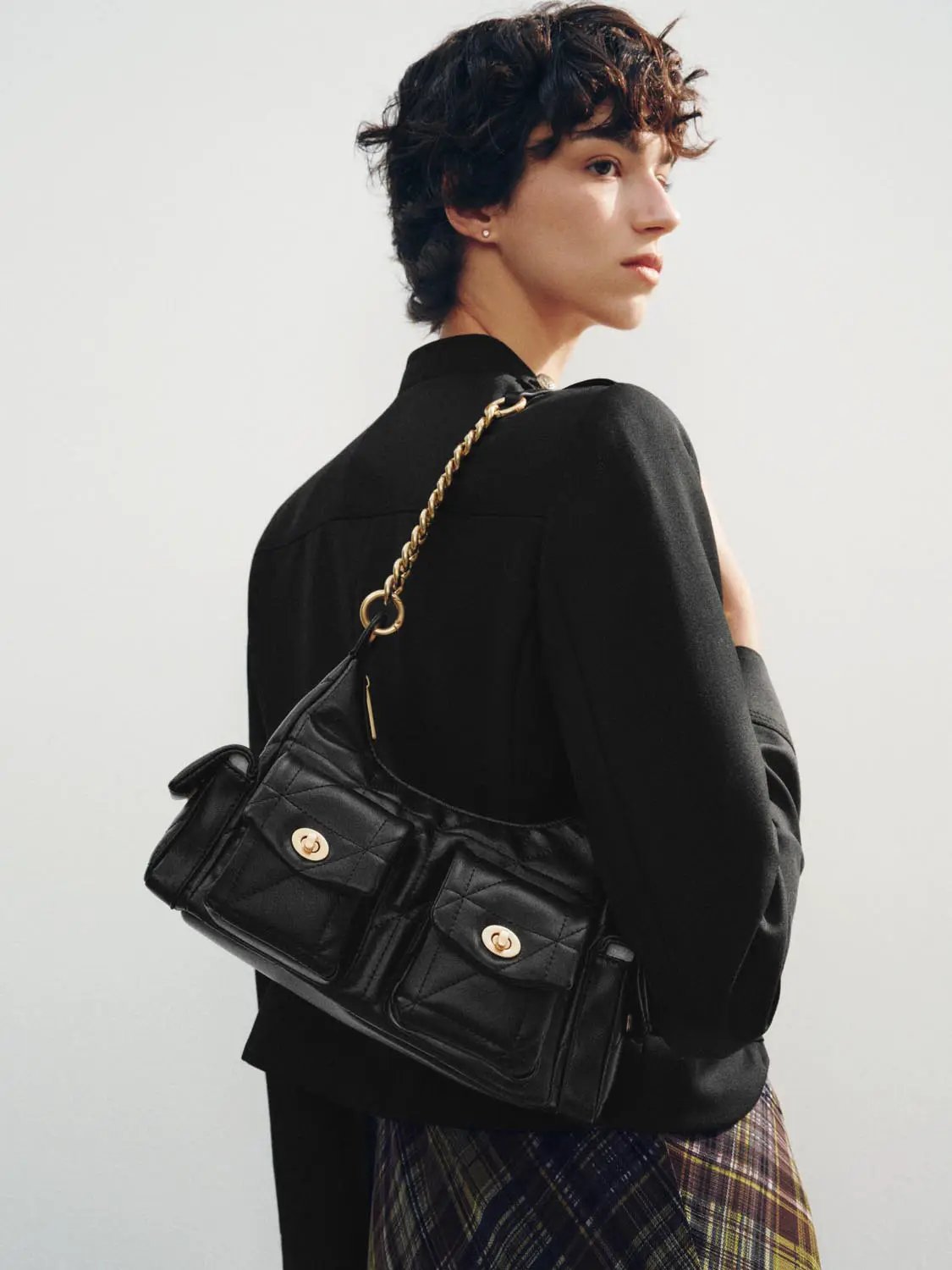 Quilted Flap Pocket Gold Chain Crossbody Bag