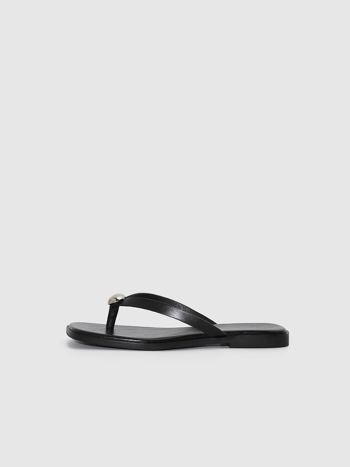 Square Toe Metal Detail Faux Leather Flip Flop Slippers
