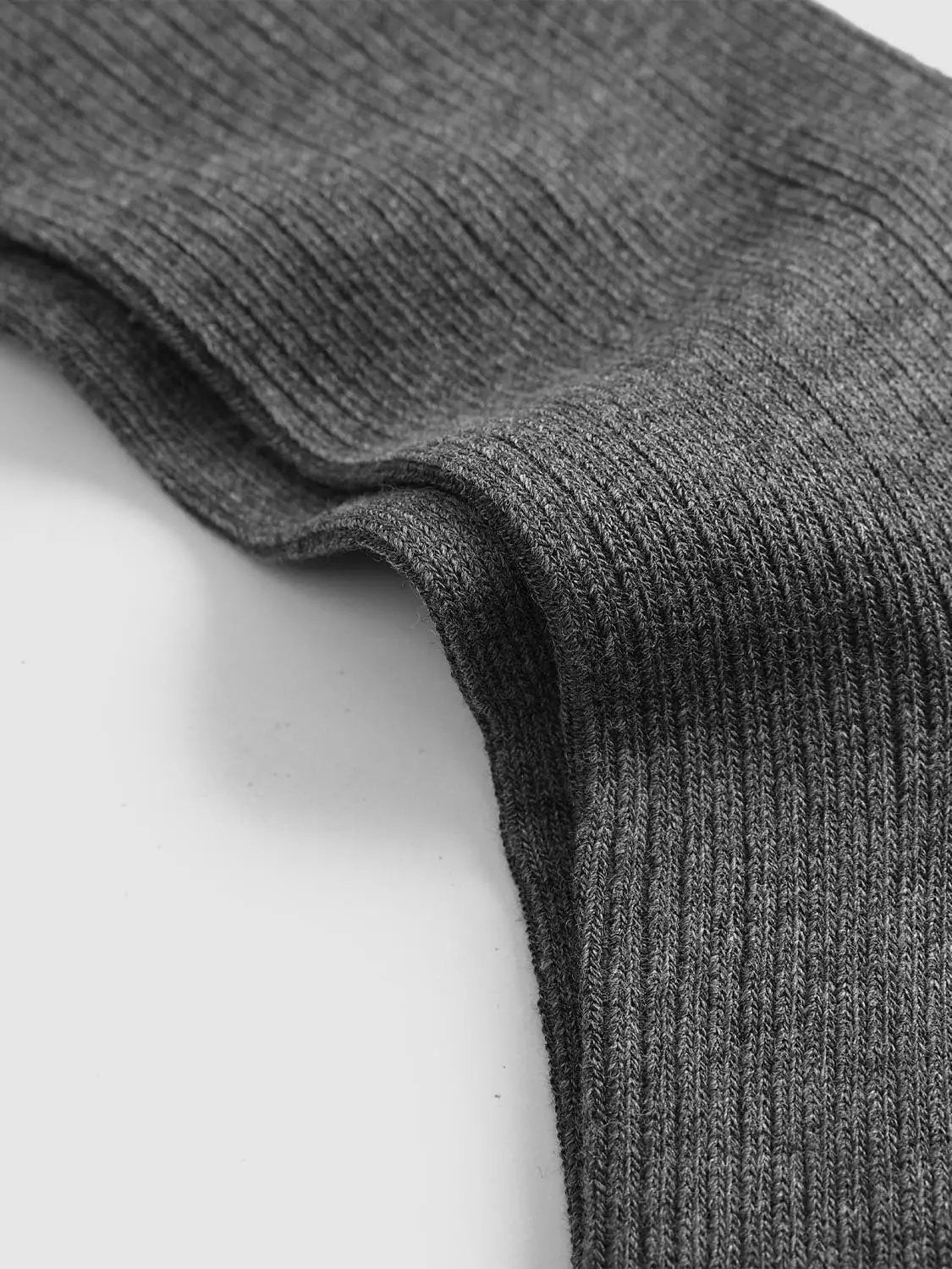 Ribbed Knit Rhinestone Bow Pattern Cotton Mid Calf Socks