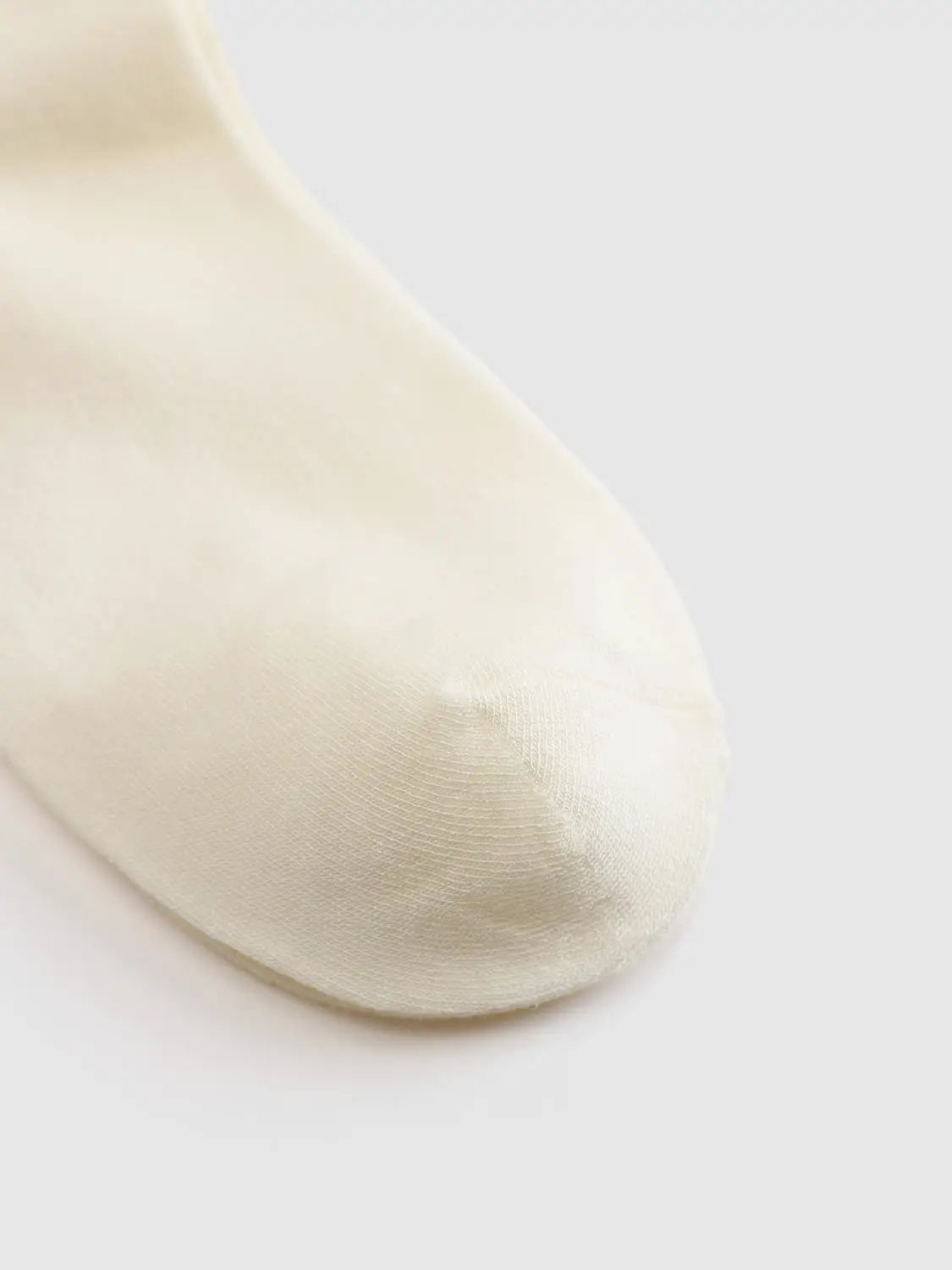 Ribbed Embroidered Striped Crew Length Socks