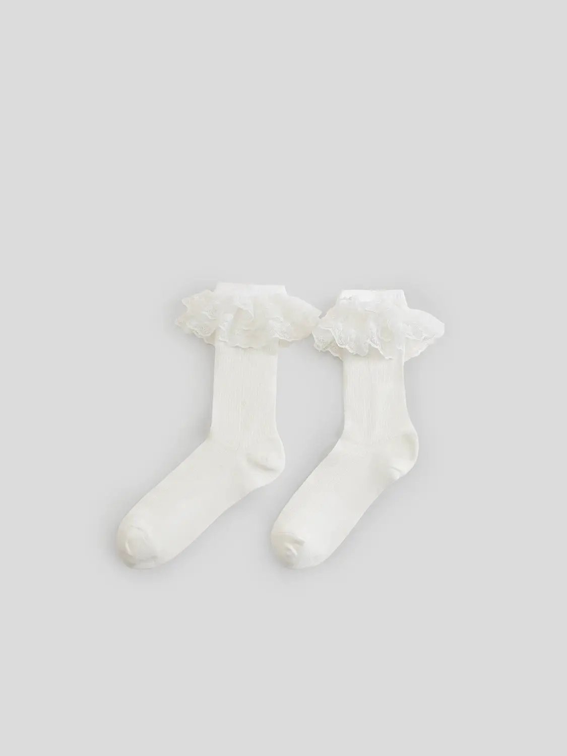 White Ruffled Lace Trim Ankle Socks