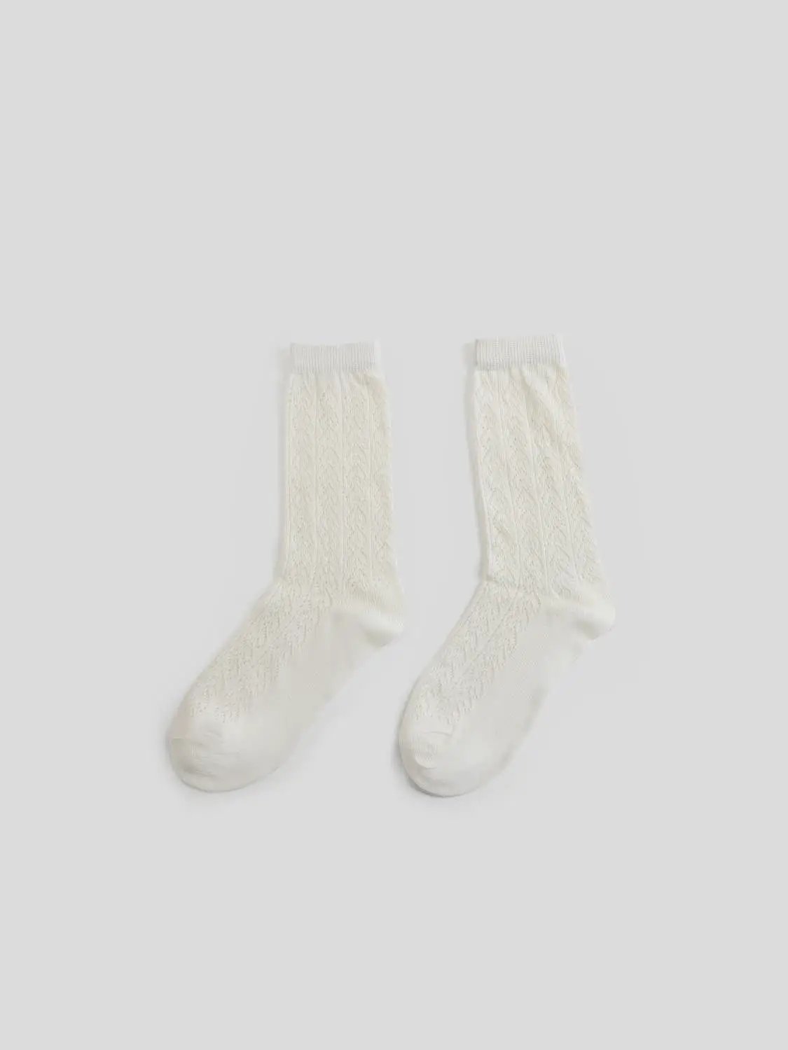 Cable Knit Cotton Blend Socks