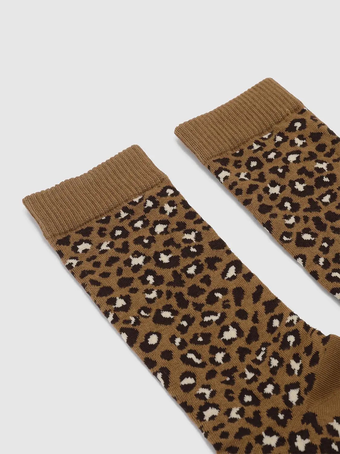 Ribbed Animal Print Socks