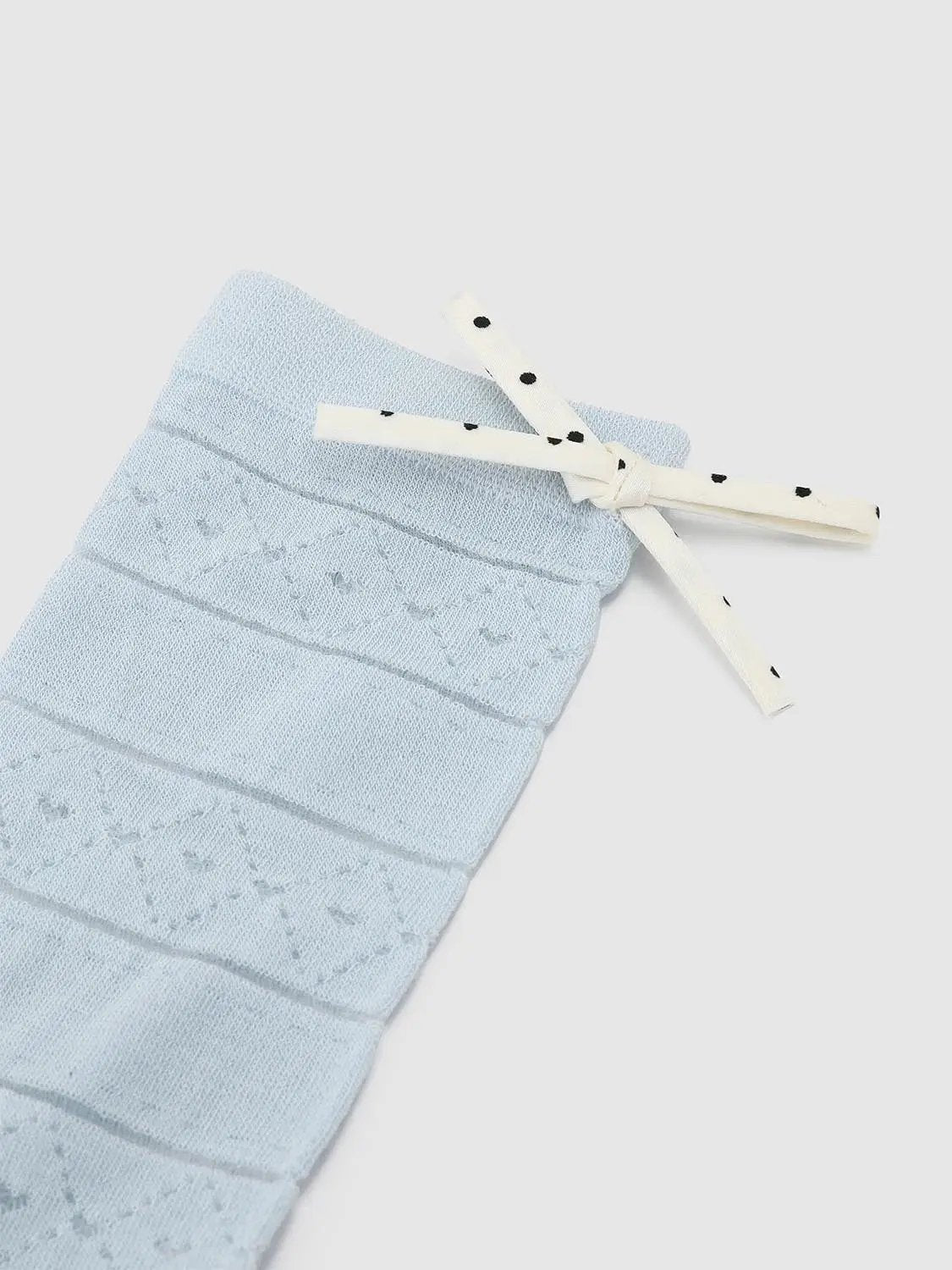 Bow Detail Textured Knit Socks
