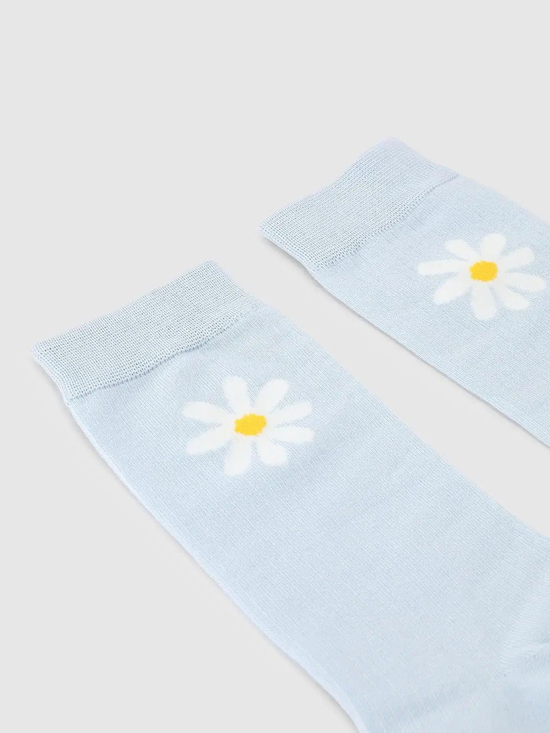 Ribbed Floral Print Light Blue Crew Socks