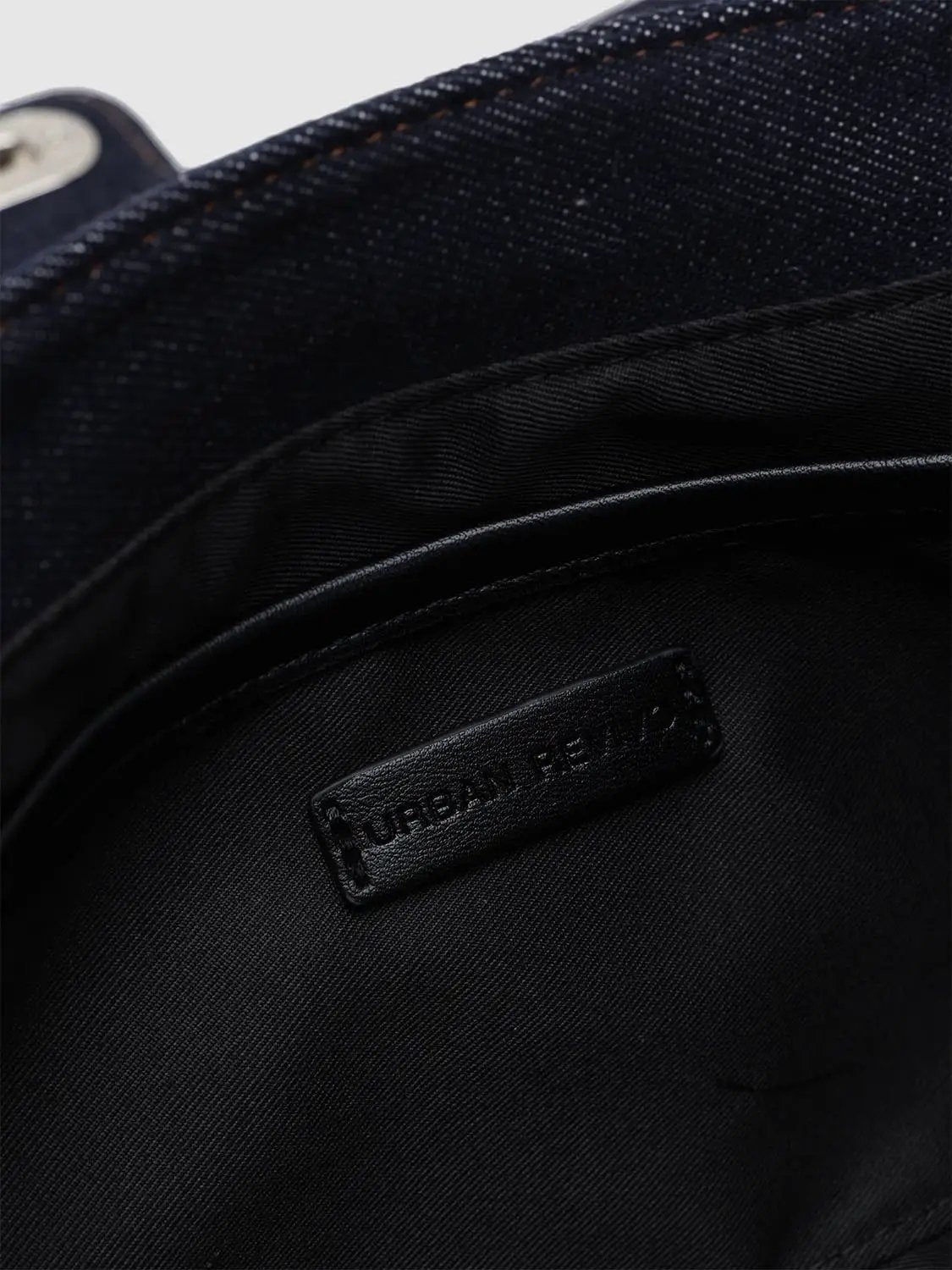Floral Embroidered Fabric Shoulder Bag