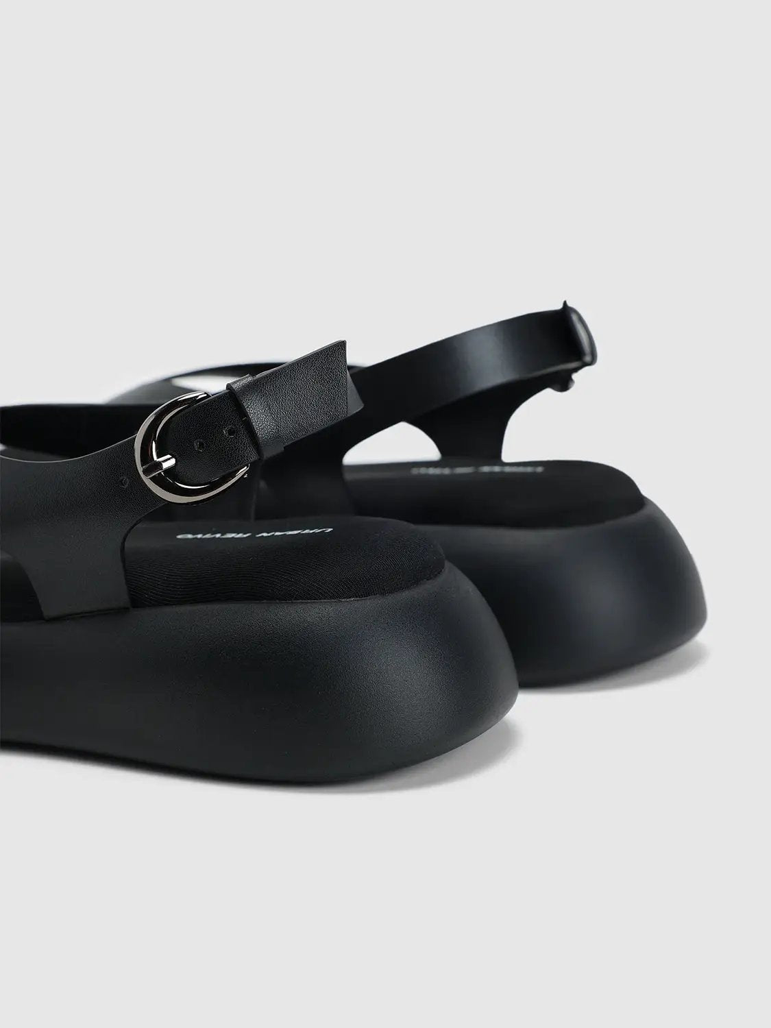 Two Tone Thong Buckle Strap Platform Casual Sandals
