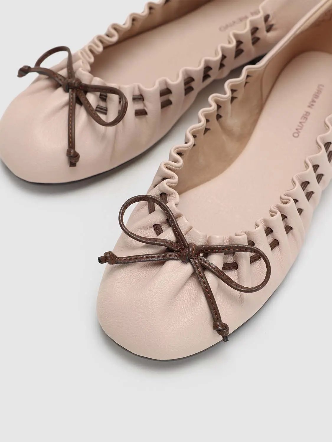 Gathered Edge Bow Decor Leather Flat Slip On Ballet Shoes