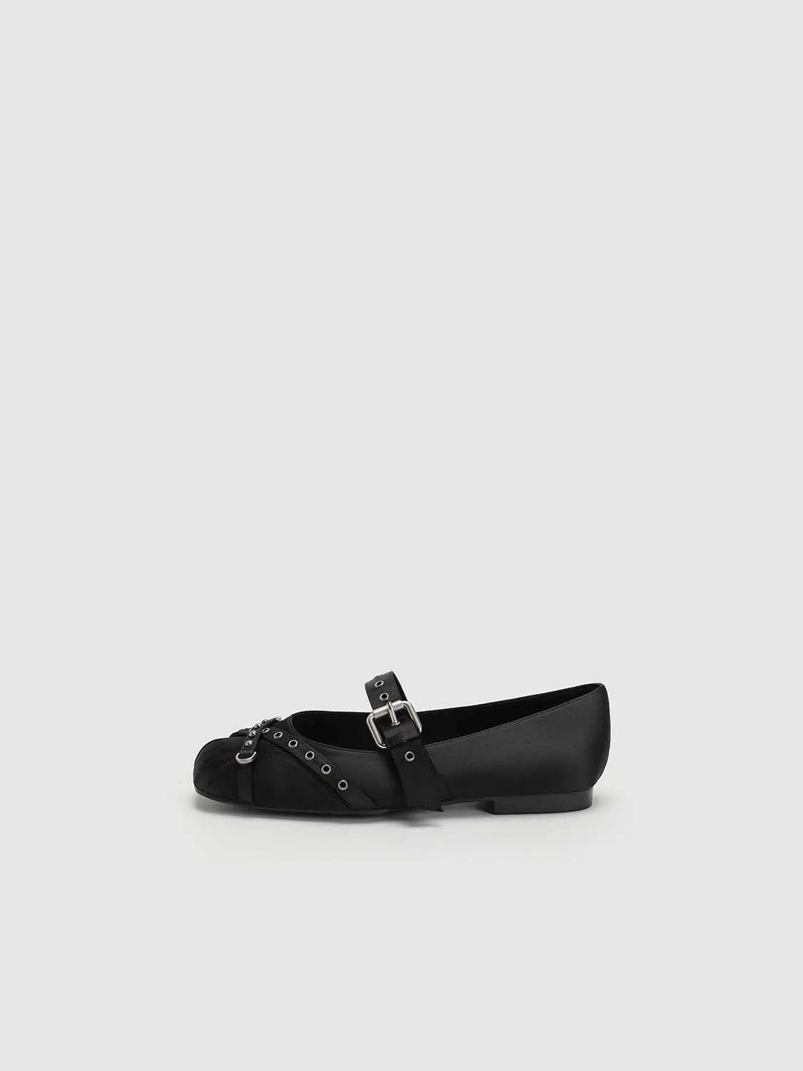 Ruched Toe Eyelet Buckle Strap Mary Jane Flats