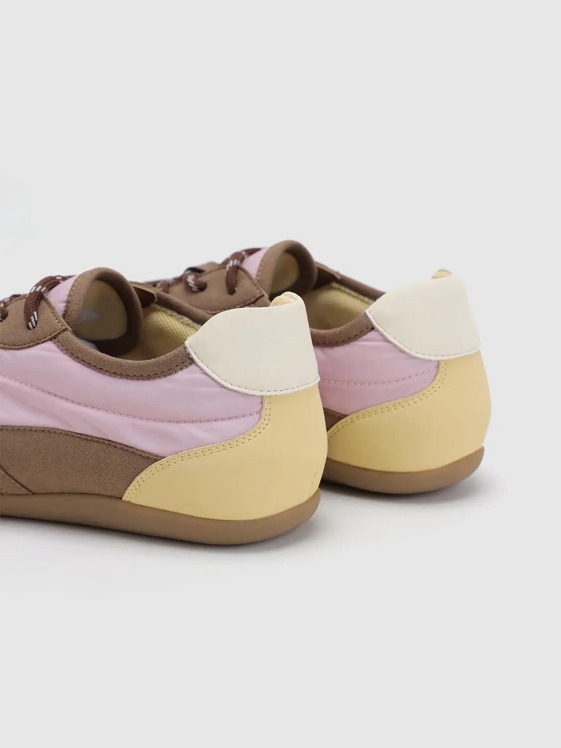 Panelled Color-Block Buckle Strap Sneakers