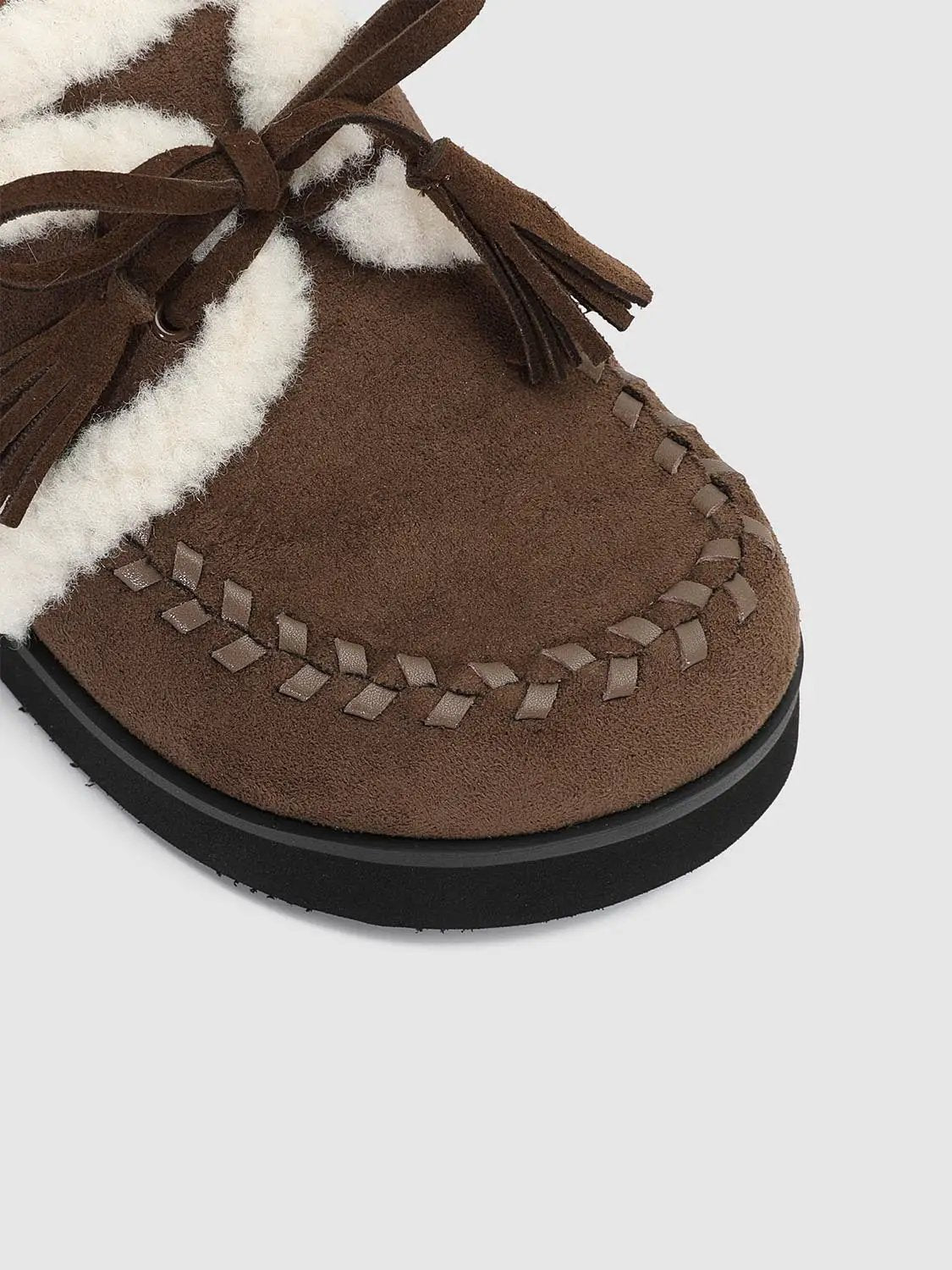 Fur Trimmed Tassel Moccasin Slippers