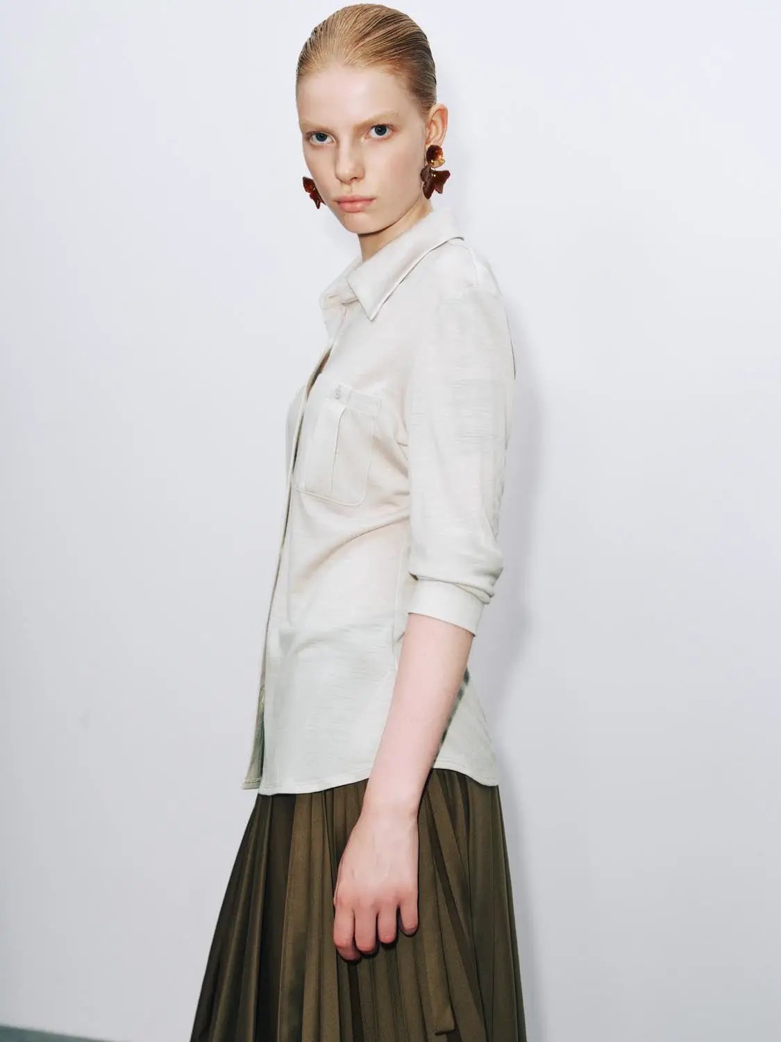 Point Collar Two Chest Pockets Long Sleeve Shirt
