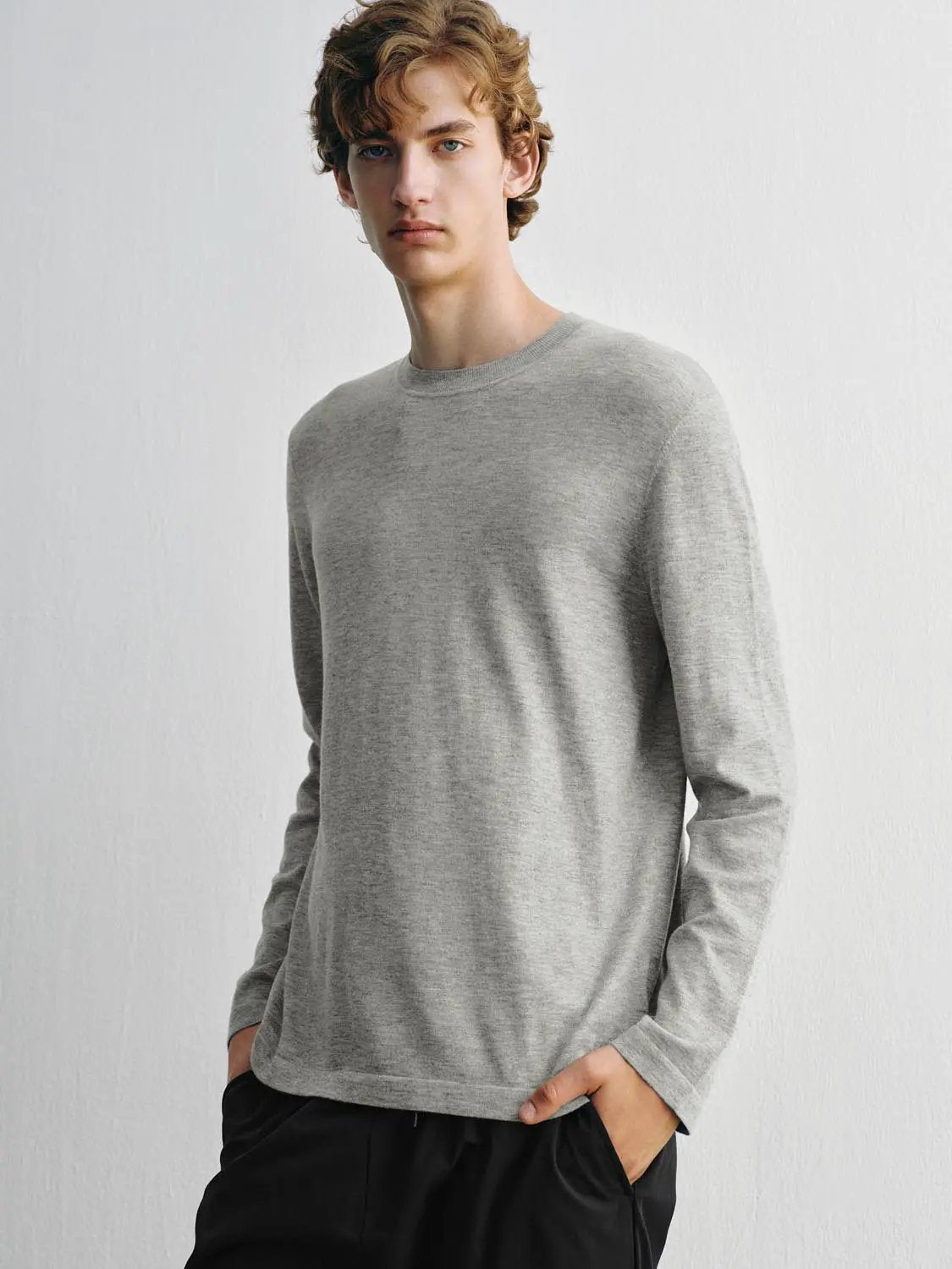 Solid Knit Crew Neck Long Sleeve Regular Fit T-Shirt