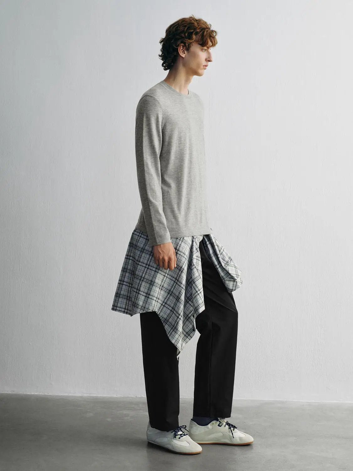 Solid Knit Crew Neck Long Sleeve Regular Fit T-Shirt