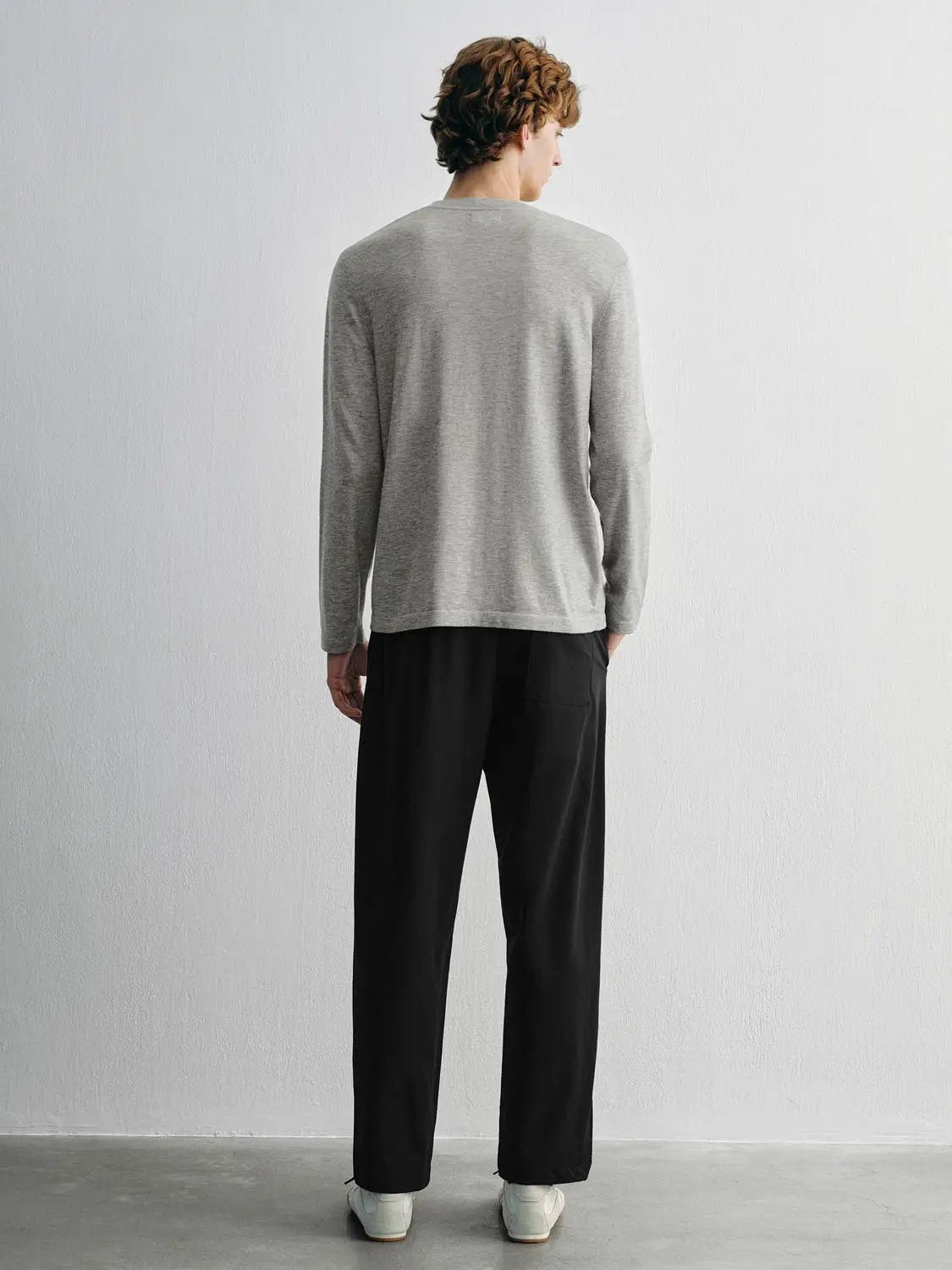 Solid Knit Crew Neck Long Sleeve Regular Fit T-Shirt