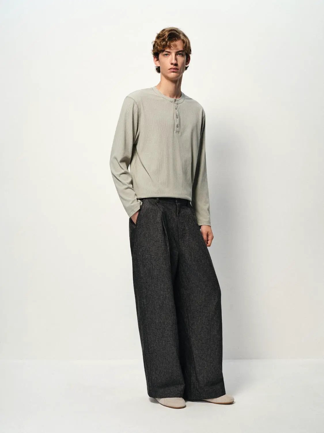 Ribbed Button Crew Neck Long Sleeve T-Shirt