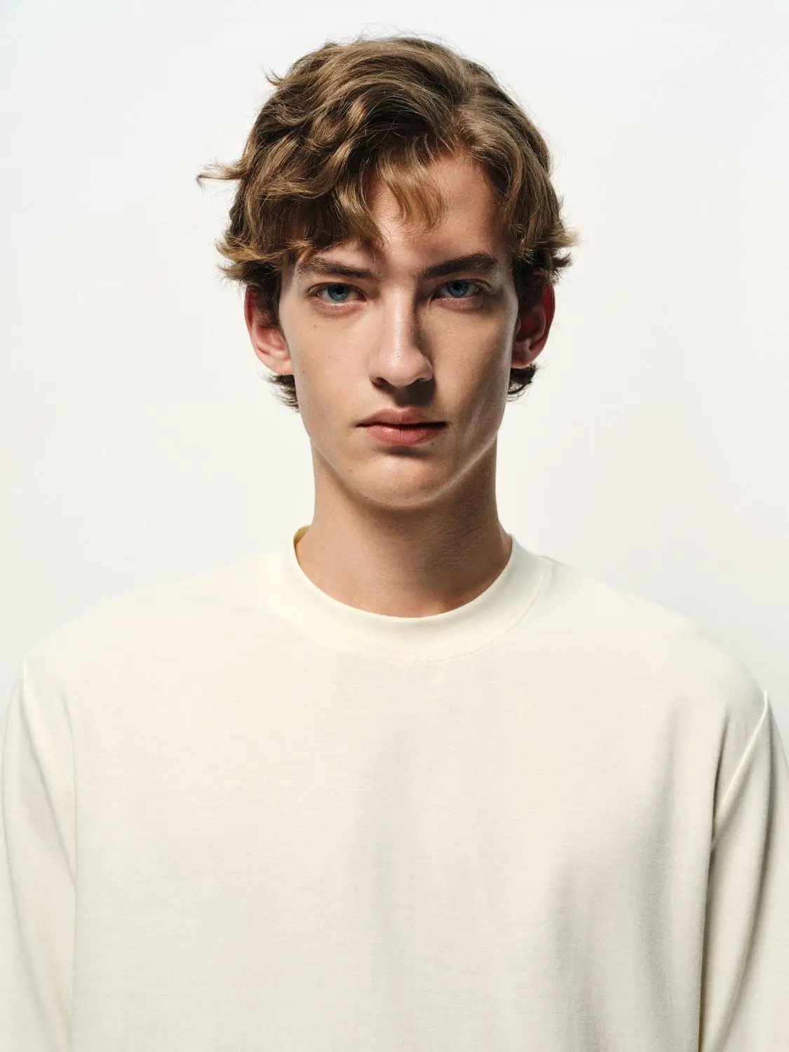 Thin Regular Fit Crew Neck Long Sleeve T-Shirt