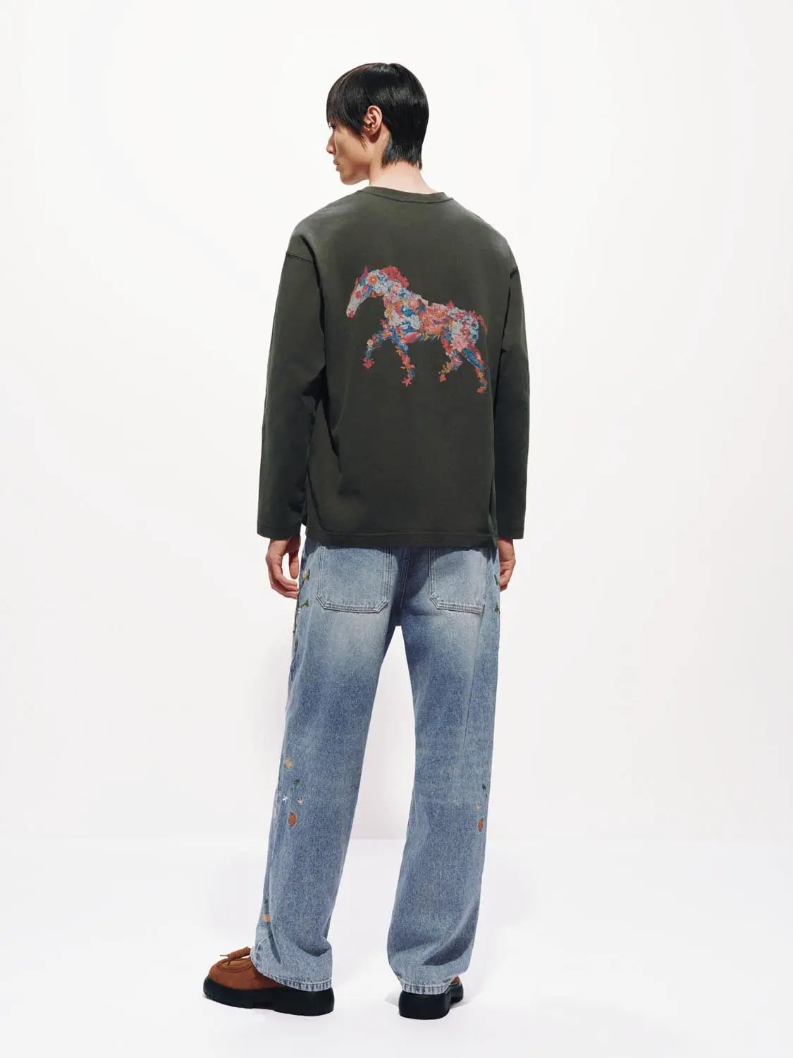 Embroidered Floral Faded Wash Wide-leg Cotton Jeans
