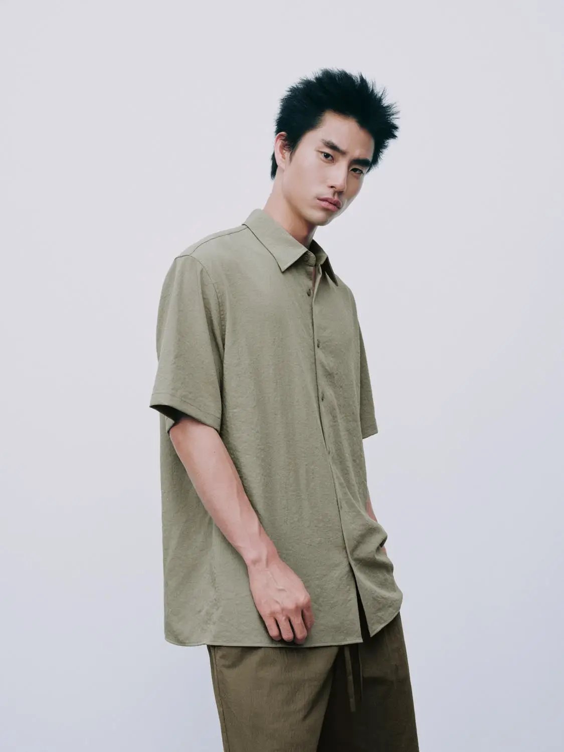 Open-Front Regular Fit Short Sleeve Collar Shirt