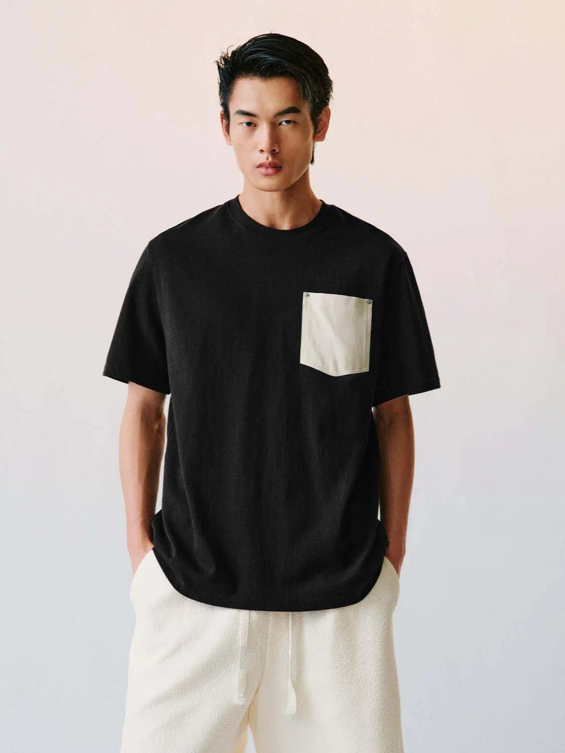 Round Neck Pocket Loose Fit Cotton Short Sleeve T-Shirt