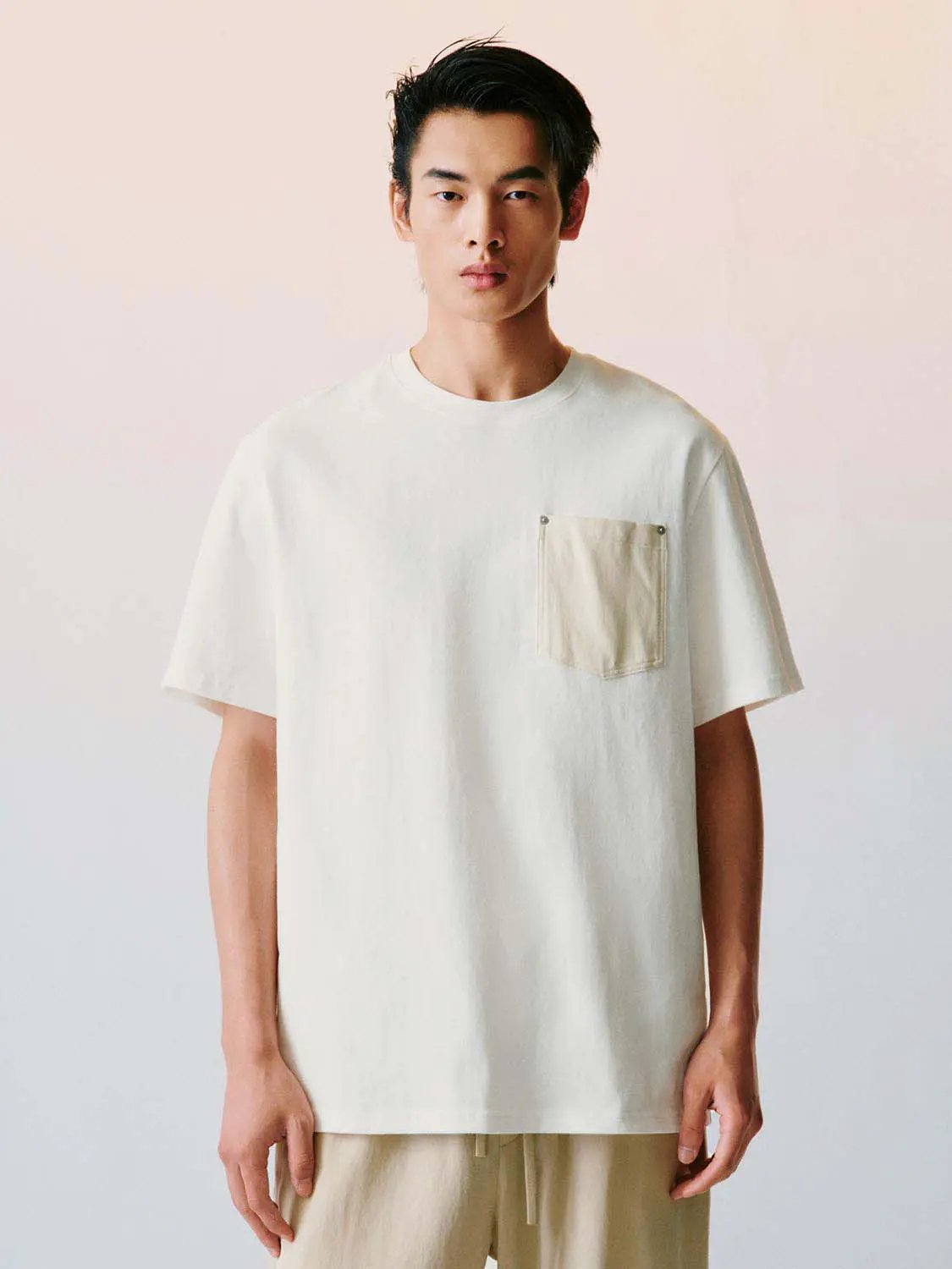 Round Neck Pocket Loose Fit Cotton Short Sleeve T-Shirt