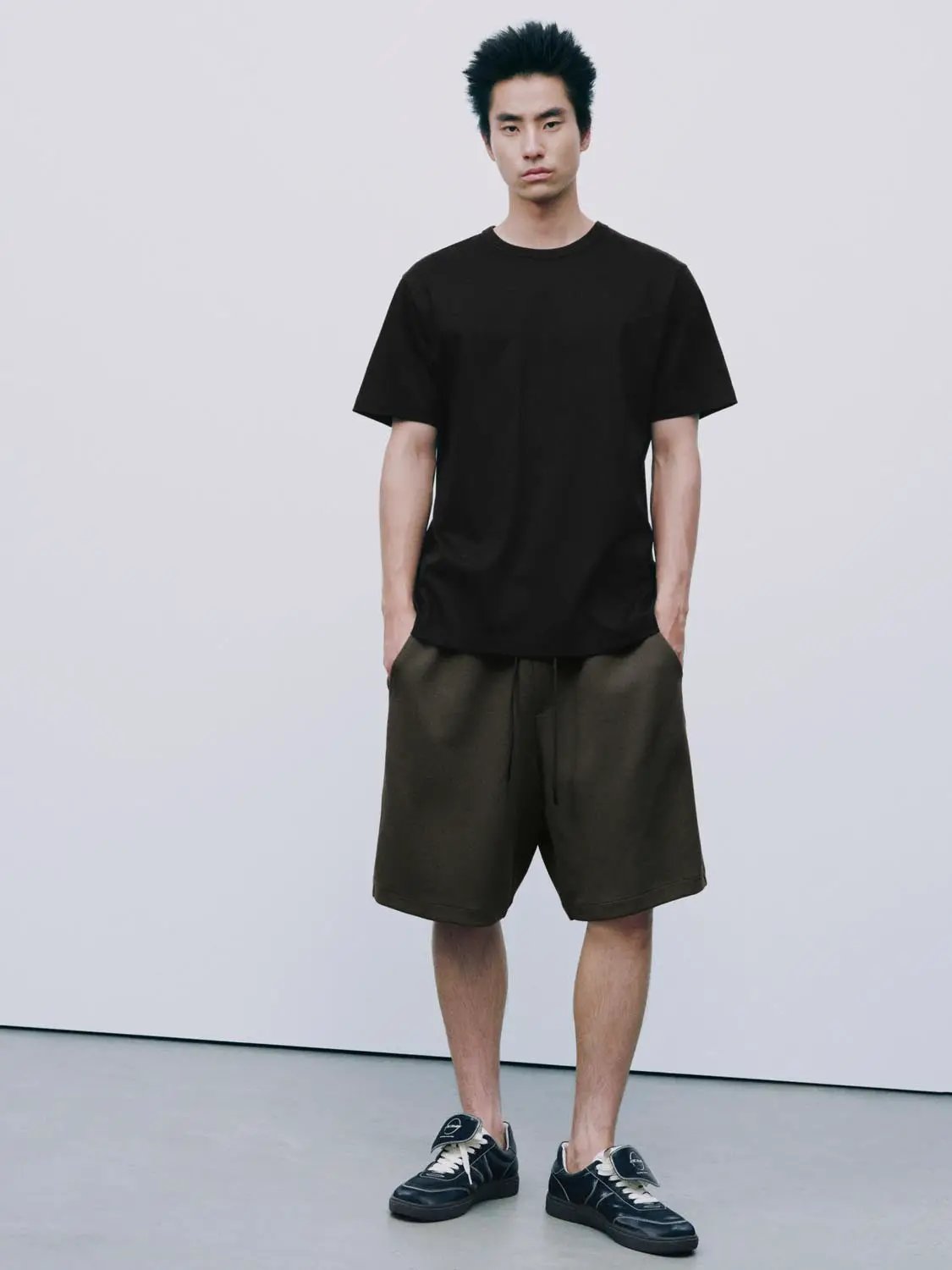 Regular Fit Crew Neck Short Sleeve Basic Tee