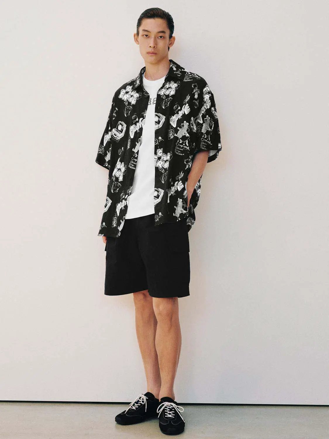 Cartoon Graphic Print Thin Stretch Short Sleeve Shirt