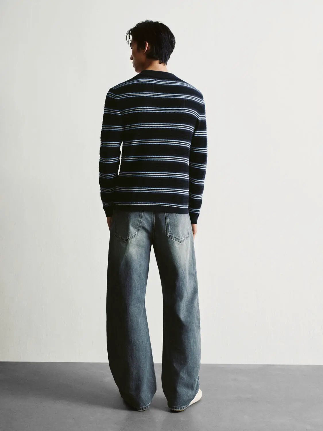 Vintage Washed Mid-rise Wide-leg Cotton Jeans