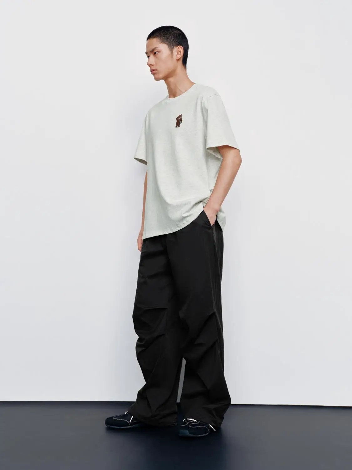 Embroidered Oversized Crew Neck Short Sleeve Cotton T-shirt