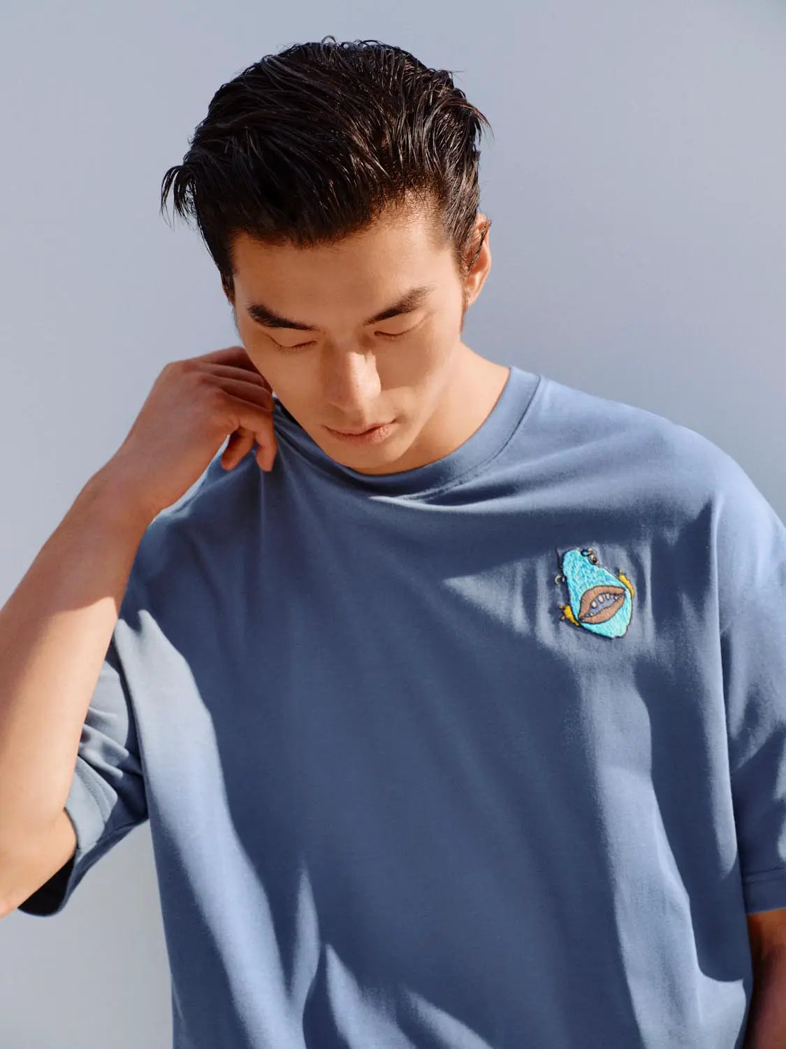 Embroidered Crew Neck Short Sleeve Cotton T-Shirt