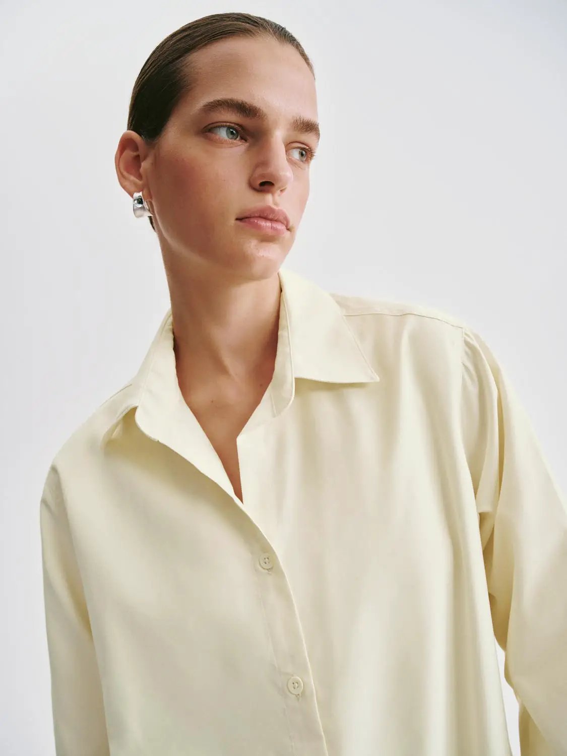 Lightweight Knit Shirt