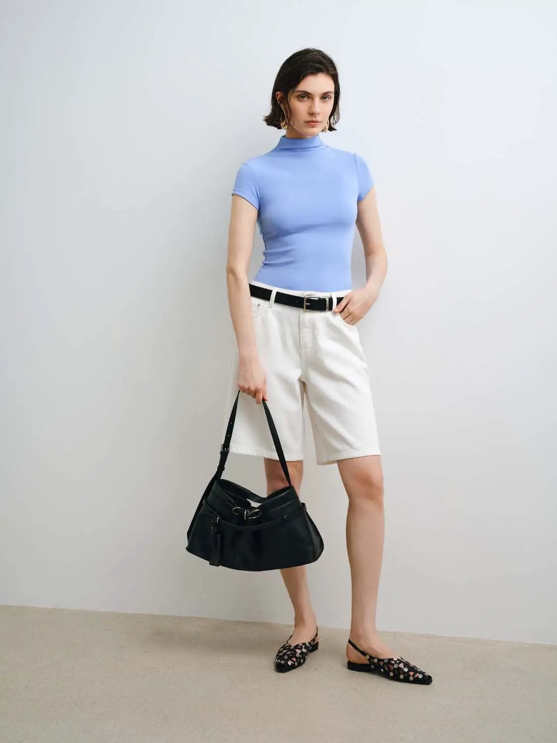 Mock Neck Short Sleeve Seamed Fitted Knit Top
