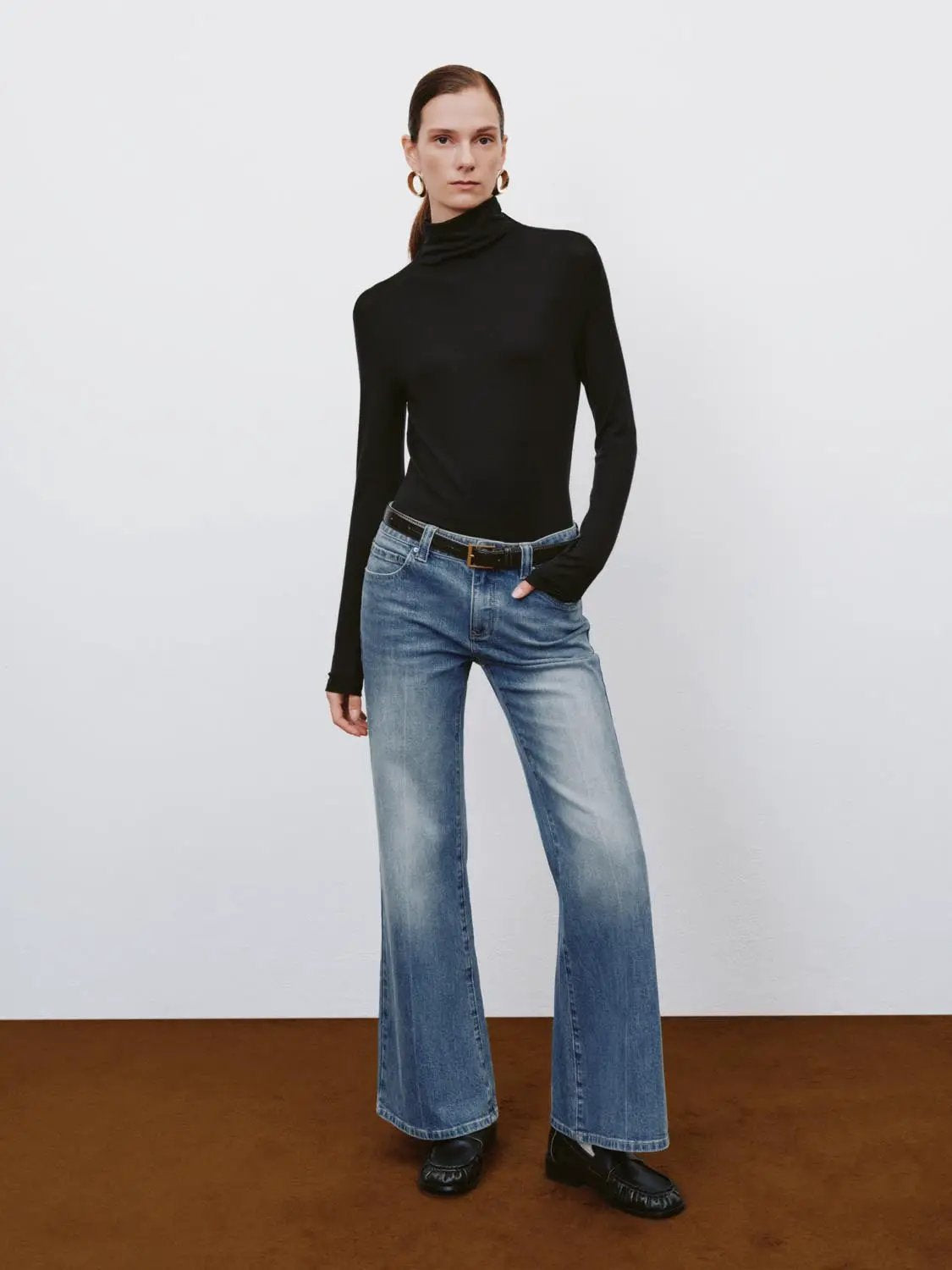 Thin Slim Mock Neck Long Sleeve T-Shirt