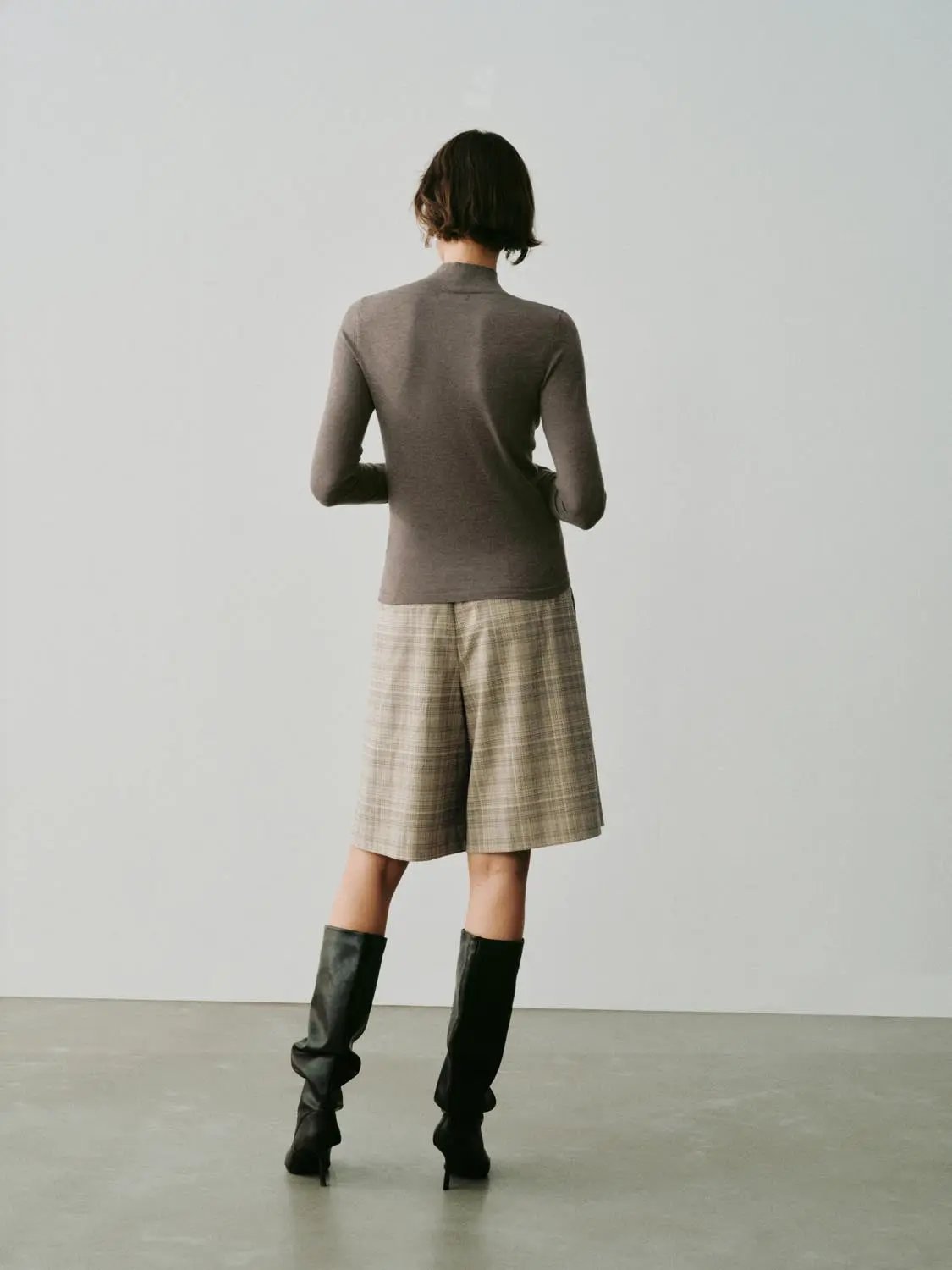 Heather Mock Neck Long Sleeve Knit T-Shirt
