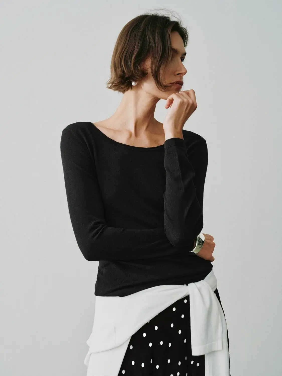 Thin Fitted Ribbed Boat Neck Short Sleeve Knit T-Shirt