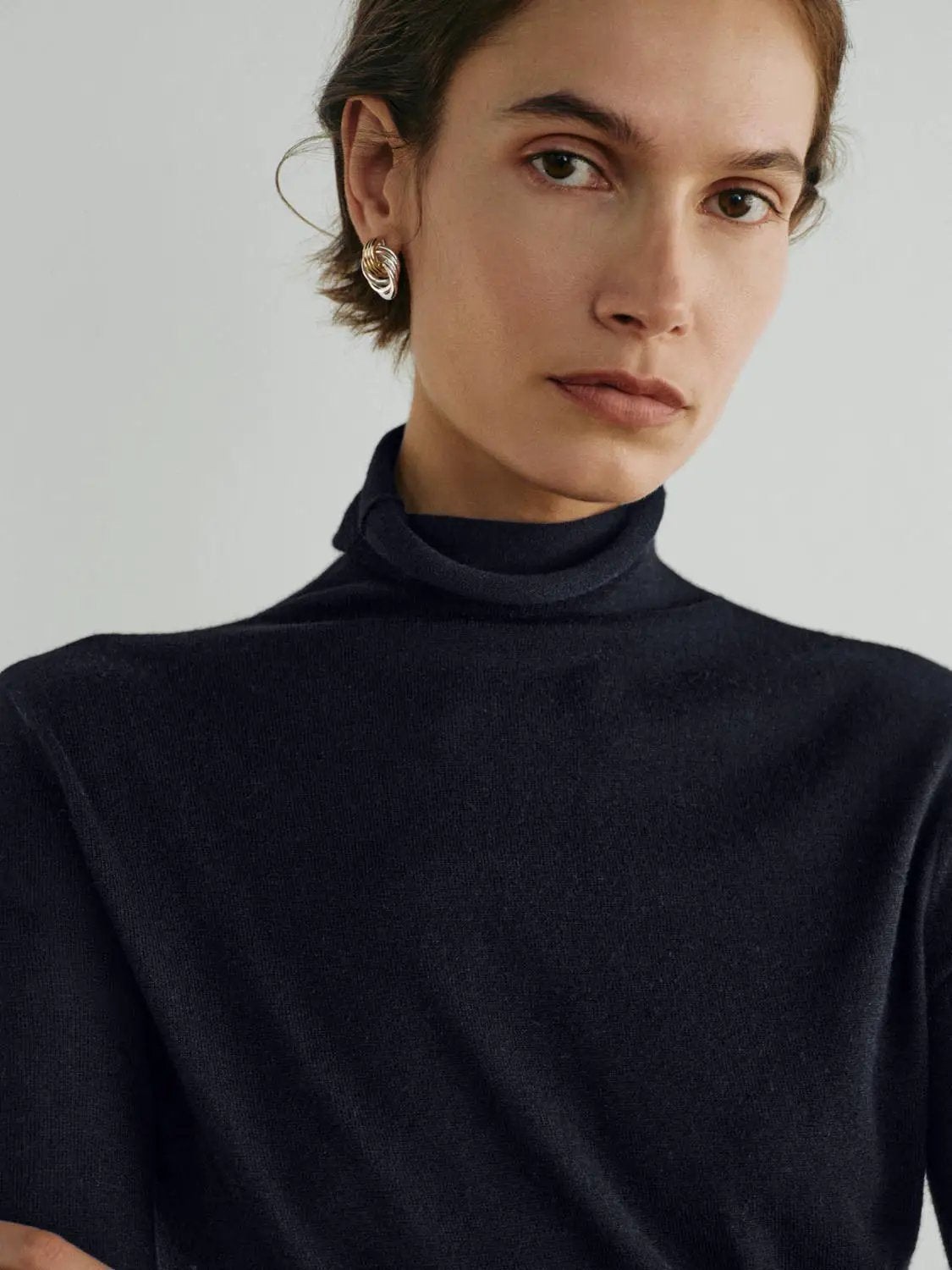 Fitted Knit Turtleneck Long Sleeve Sweater