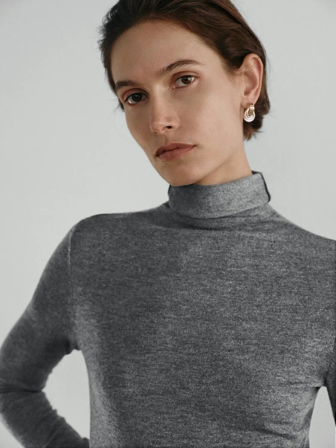 Fitted Knit Turtleneck Long Sleeve Sweater