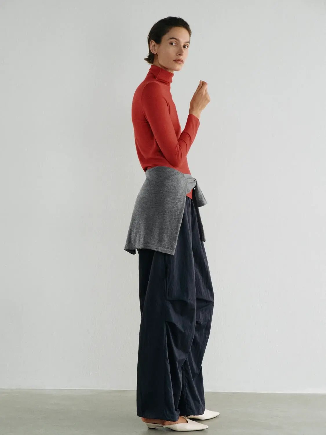Fitted Knit Turtleneck Long Sleeve Sweater