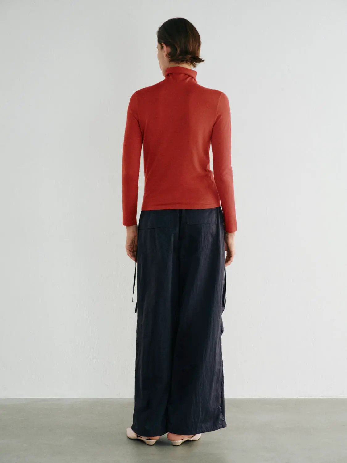 Fitted Knit Turtleneck Long Sleeve Sweater