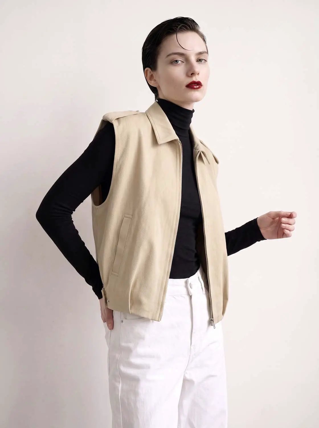 Point Collar Epaulet Detail Zip Front Sleeveless Vest