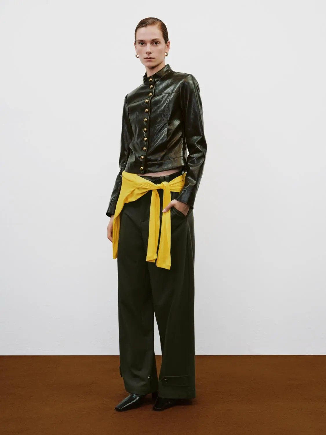 Fitted Single Breasted Gold Button Front Long Sleeve Jacket