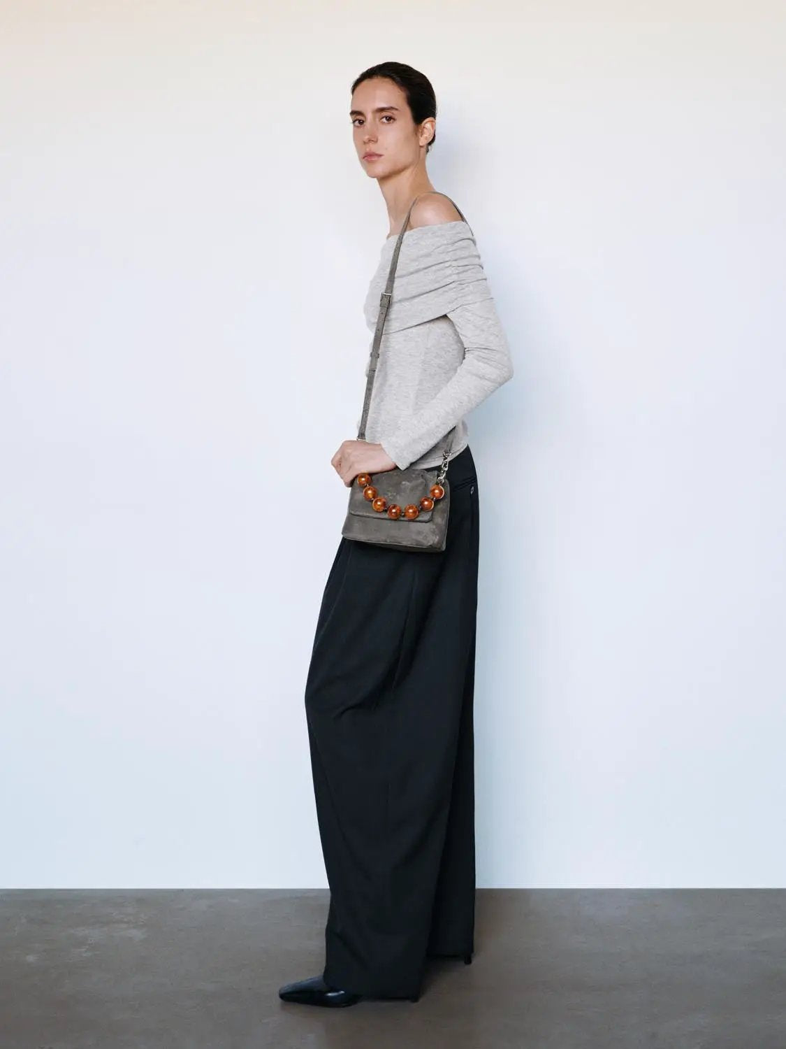 Heather Ruched Off-Shoulder Fitted Long Sleeve T-Shirt