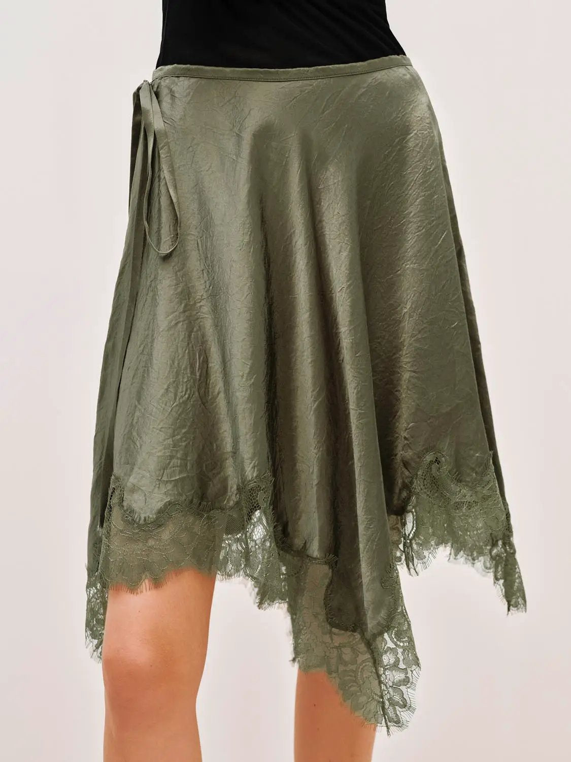 Metallic Wrap Satin Tie With Lace Hem Skirt