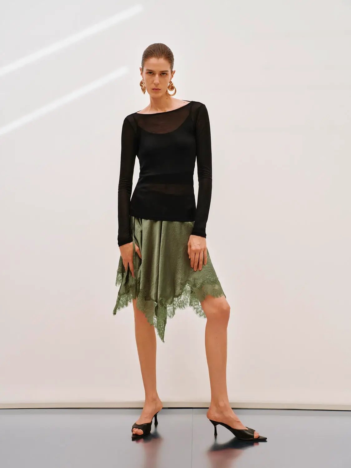 Metallic Wrap Satin Tie With Lace Hem Skirt