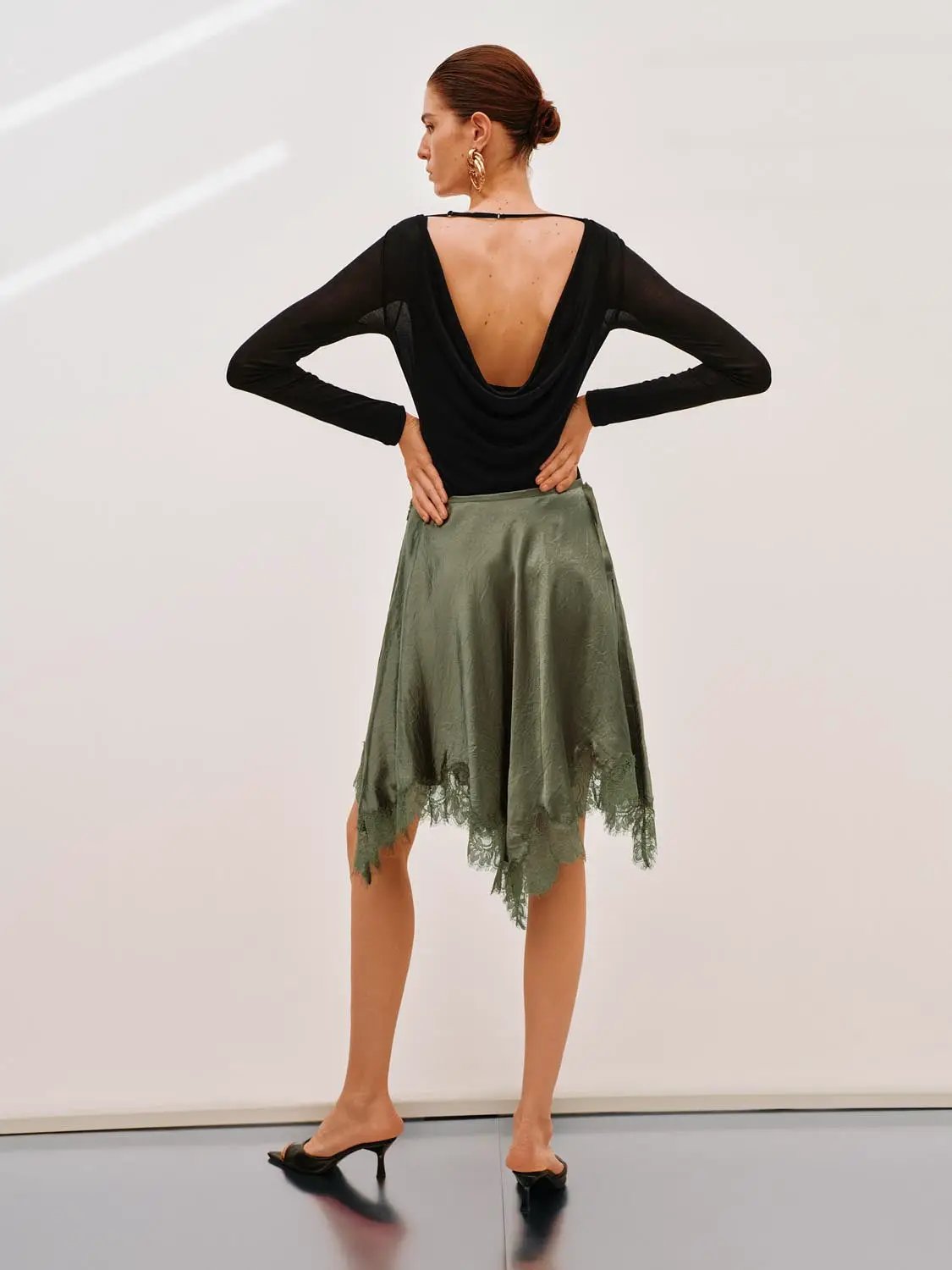 Metallic Wrap Satin Tie With Lace Hem Skirt