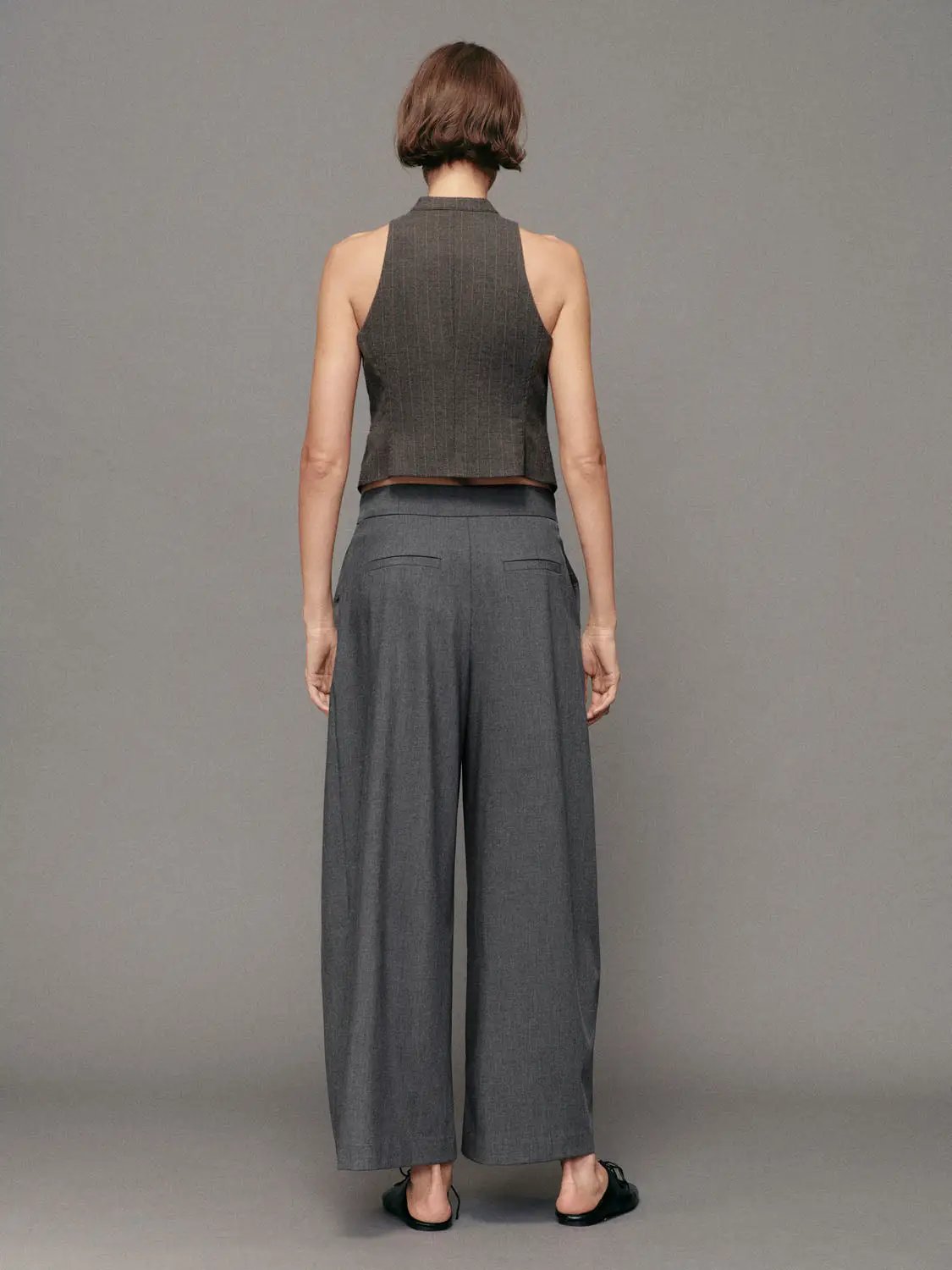 Pleated Tailored Mid-rise Wide-leg Pants