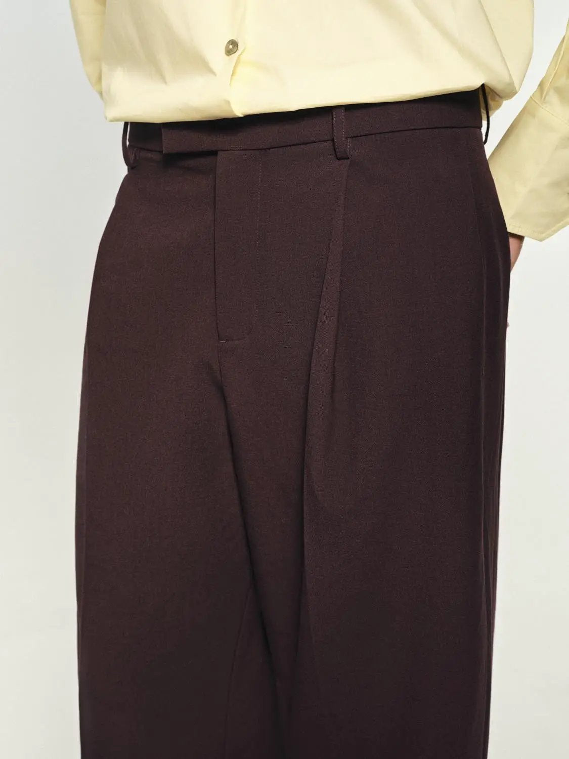 Mid-rise Front Pleated Wide-leg Pants With Raw Hem