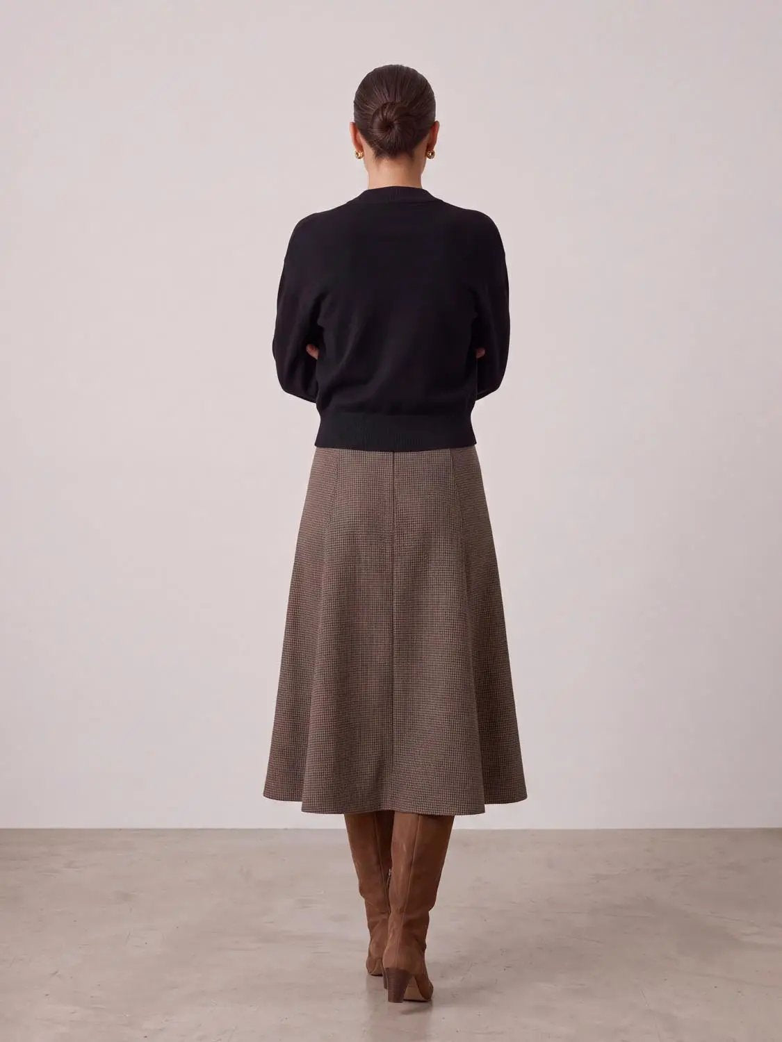 Cut-Out Long Sleeve Knitted T-Shirts